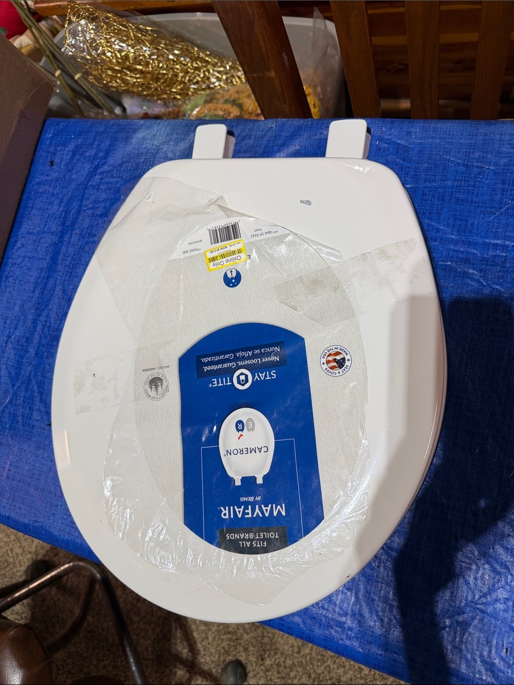 Mayfair Camberon White Elongated Toilet Seat
